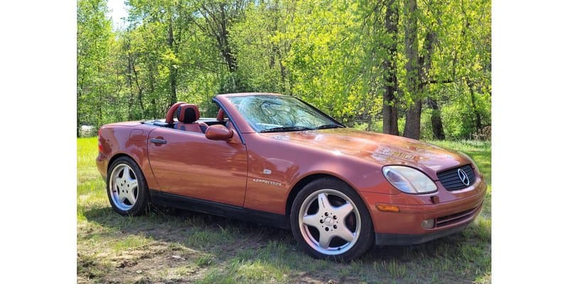 Mercedes-Benz SLK230